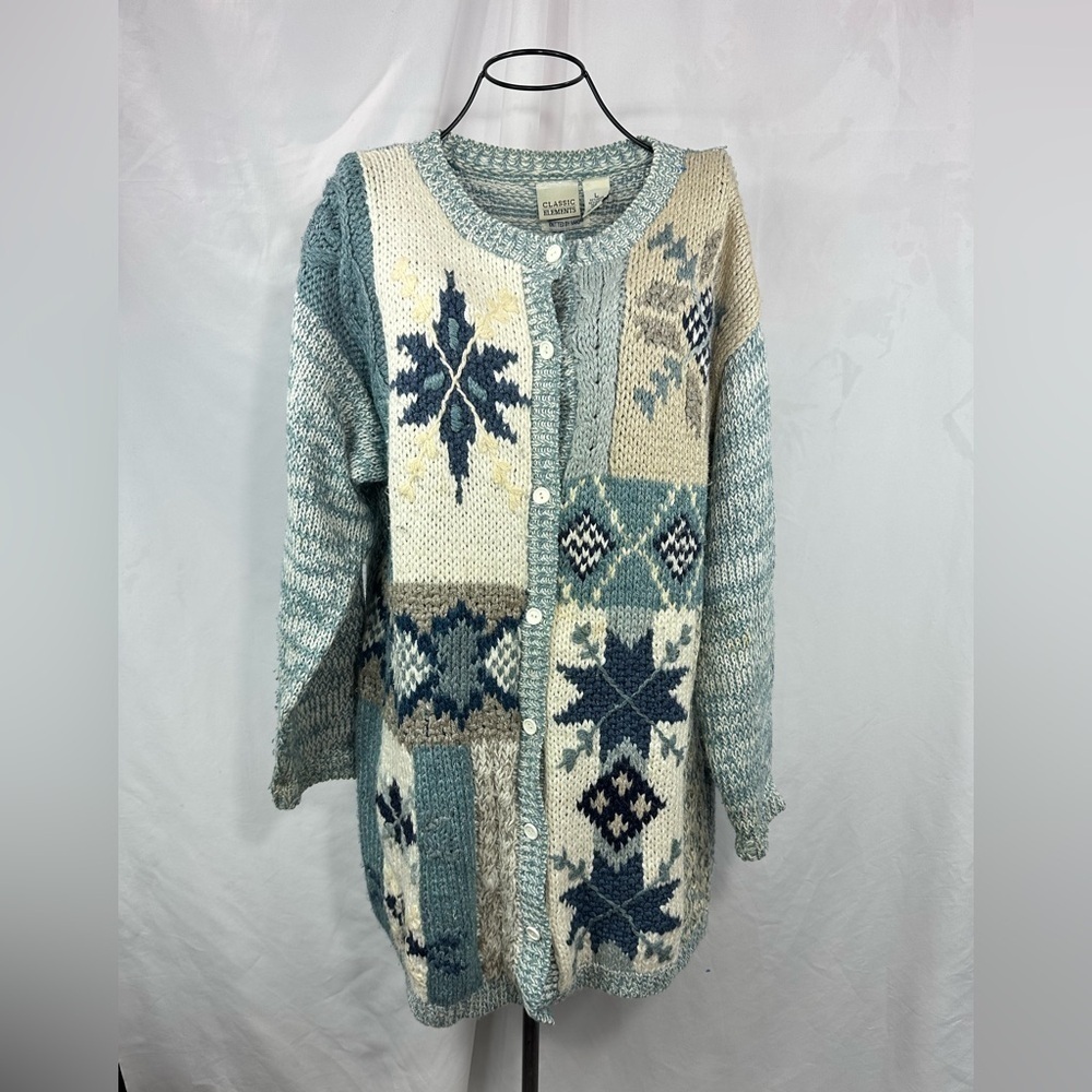 Vintage Classic Elements knitted by hand snowflake cable knit cardigan size L